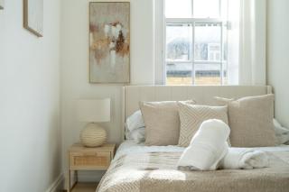 Bayswater Dream, Hyde Park - 1