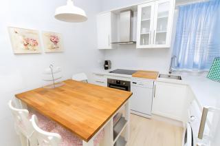 Atarazanas 2-bed Suite - 9