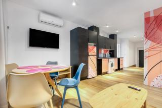 Bajo Los Pisos de Concha - 8