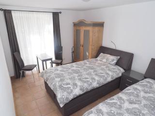 Mediterranes Gelbes Haus Pool Sauna - 8