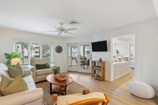 PC102A: 102A Port O'Call - 7