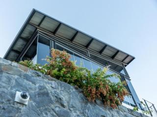 The Lookout - Panoramic 4 Bedroom House with free Wifi and Pool - 6