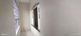 Casa com quartos compartilhados - 5