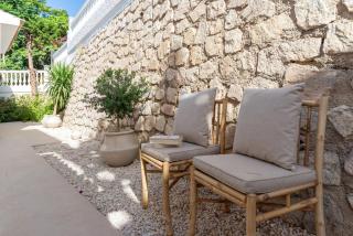 Villa With Privat Saltwater Pool - 8