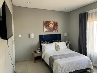 Glow Events & Guest House - 7