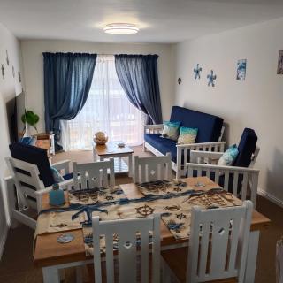 Dunes Alcove Mossel Bay Comfortable self catering accommodation just 900 meters from the beach and close to restaurants shops and local attractions - 4