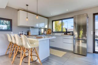 Sublime Maison Moderne avec piscine - 1