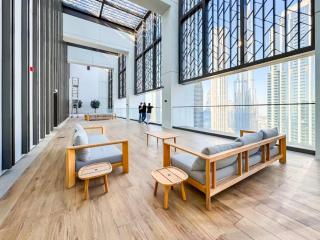 Vogue Vacation Homes, Downtown Burj Crown near Burj Khalifa and Dubai Mall, Three Bedroom plus Kids Room Apartment with Large Balcony and Skyline view, Access to all Amenities - 4