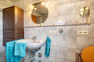 Drei-Mädelhaus Ambs Wohnung 3 - 8