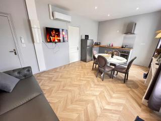 E - Le secret de Louise T2 avec balcon au centre - 9