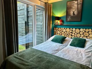 Mała Cegielnia - balia z bąbelkami i sauna na wyłączność w leśnym klimacie - 9