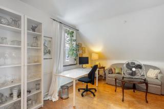 Schöne Dachgeschoss Wohnung - 7