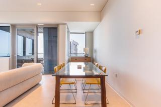 Modern Apartment with Panoramic Sea Views - 1