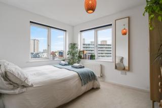 Bright London Loft - 2 Beds - Near Parks & Market - 2