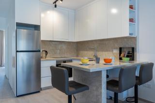 One Bedroom Apartment at Lighthouse Beach - 1