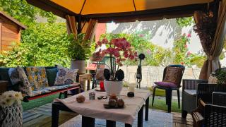 Lux Energy Room and Garden - 0