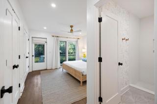 GL1232: 1232 Greenslake - 5