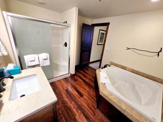 Whitefish Downtown Suites - 8