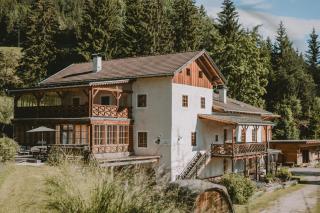 Hof Neuhaus Sebastion - 6