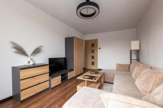 Przymorze 2-Bedroom Apartment by BookingHost - 9