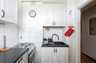 Przymorze 2-Bedroom Apartment by BookingHost - 1