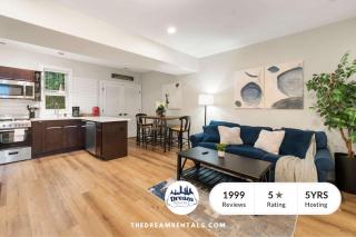 Charming Chicago Apt - 0