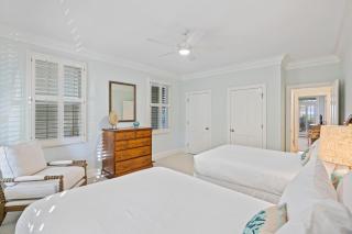 PALM3700: 3700 Palm Blvd. - 7