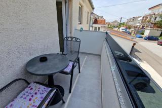 Apartmani Studio Sleeps 2 -Parking -Private Garden - 7