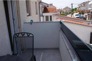 Apartmani Studio Sleeps 2 -Parking -Private Garden - 2