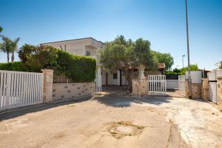 Flower House in Villa carisciola - 7