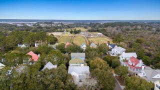 BT4013: 4013 Bridle Trail - 1