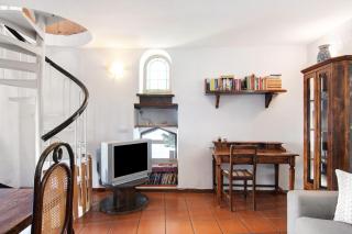 Stone House of the year 1500 - 3