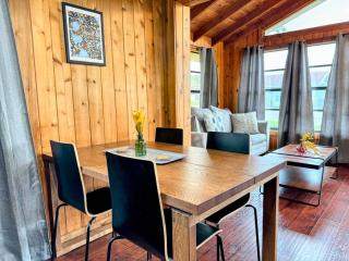 Hook's Cabin- Lake & Pool Near Disney A-frame - 1