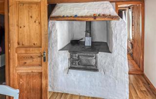 Gorgeous Home In Gränna With Lake View - 4