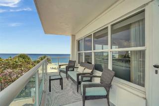 Spacious Three Bedroom Oceanview Condo in Fort Lauderdale - 0