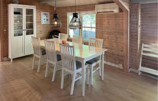 Three-Bedroom Holiday Home In Vaggerlose - 7