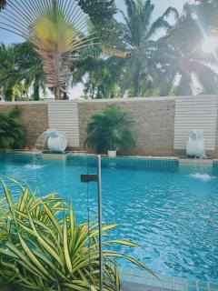 Chic 10 minutes to reach the karon beach, with free swimming pool and gym, WIFI - 4