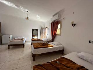 Seven Heaven Hotel Dahab - 1