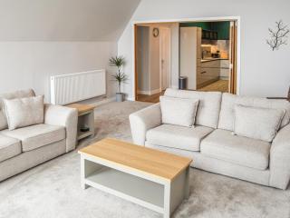 Gleaner Lea Apartment - 5