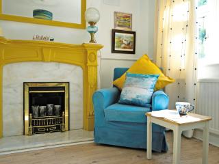 Painter's Cottage - 3