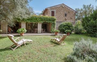 4 Bedroom Stunning Home In Montefiascone - 1