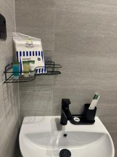 استديوهات أُنس بطابع بوهيمي - 2