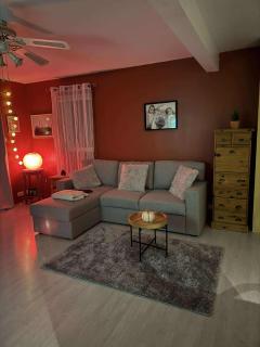 A louer une maison entière ou à la chambre - 0