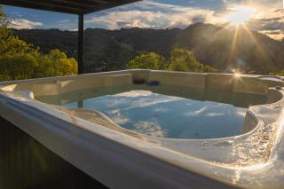 Przestrony apartament z trzema sypialniami - jacuzzi i parking w cenie - świetny wybór dla rodzin lub grupy znajomych - 5