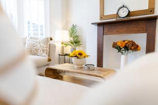 3-BR Home with Garden near Cardiff City Centre - 6