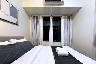 Modern Minimalist Suite - Air Residences Makati - 4