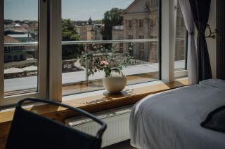 Sky Suites & Sky Bar - 7