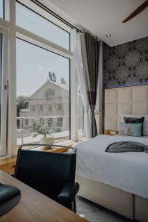 Sky Suites & Sky Bar - 6