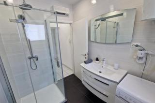 2 Bed Apartmani Sleeps 6 - Free Parking - 3