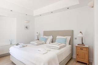 Blueros - Main Villa - 9